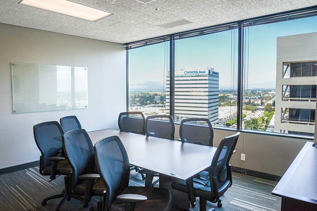 Sherman Oaks - Valley Executive Tower photo 3