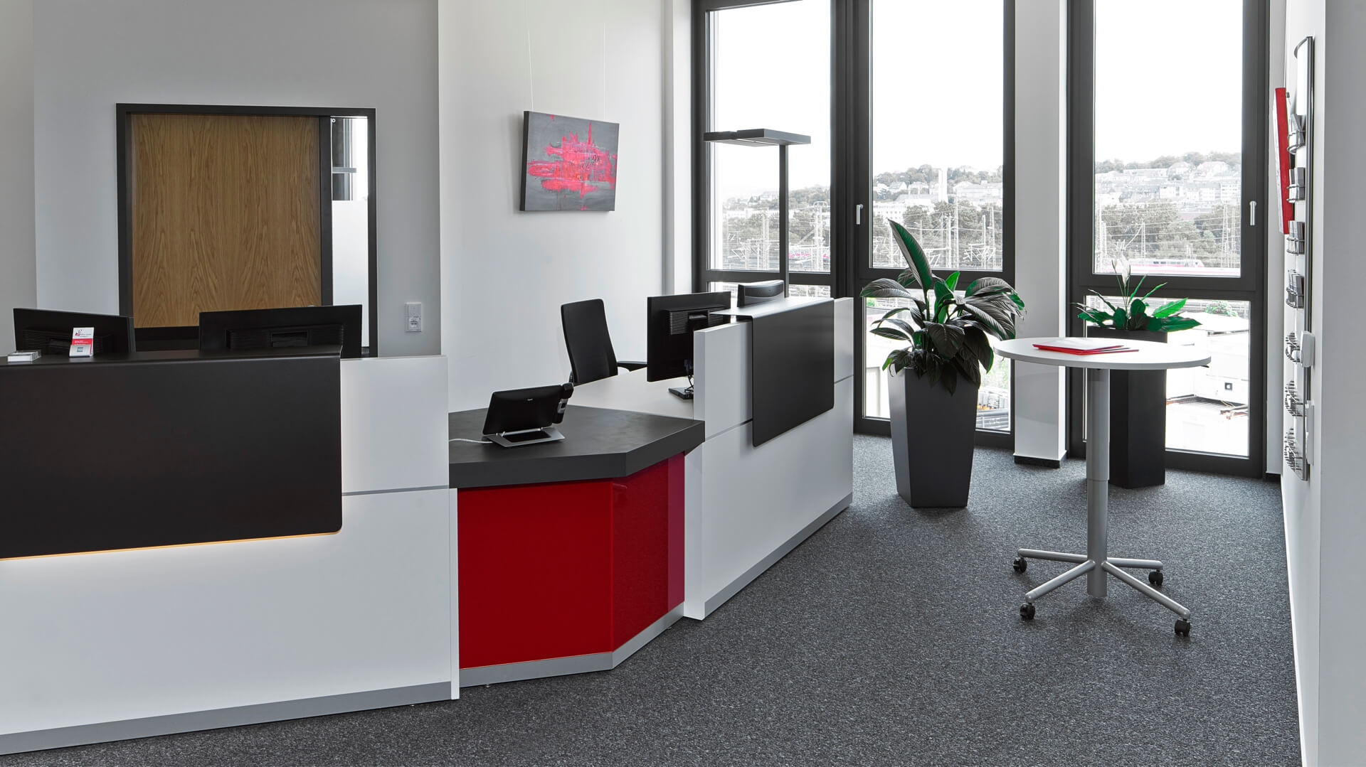 ePLAZA Office Center photo 3