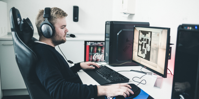 UNIVATE EMIL HOLMS KANAL