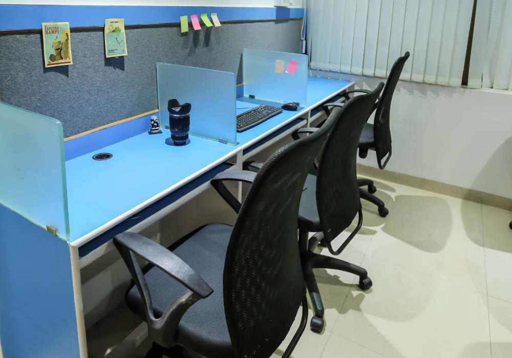 MALAD WEST photo 10