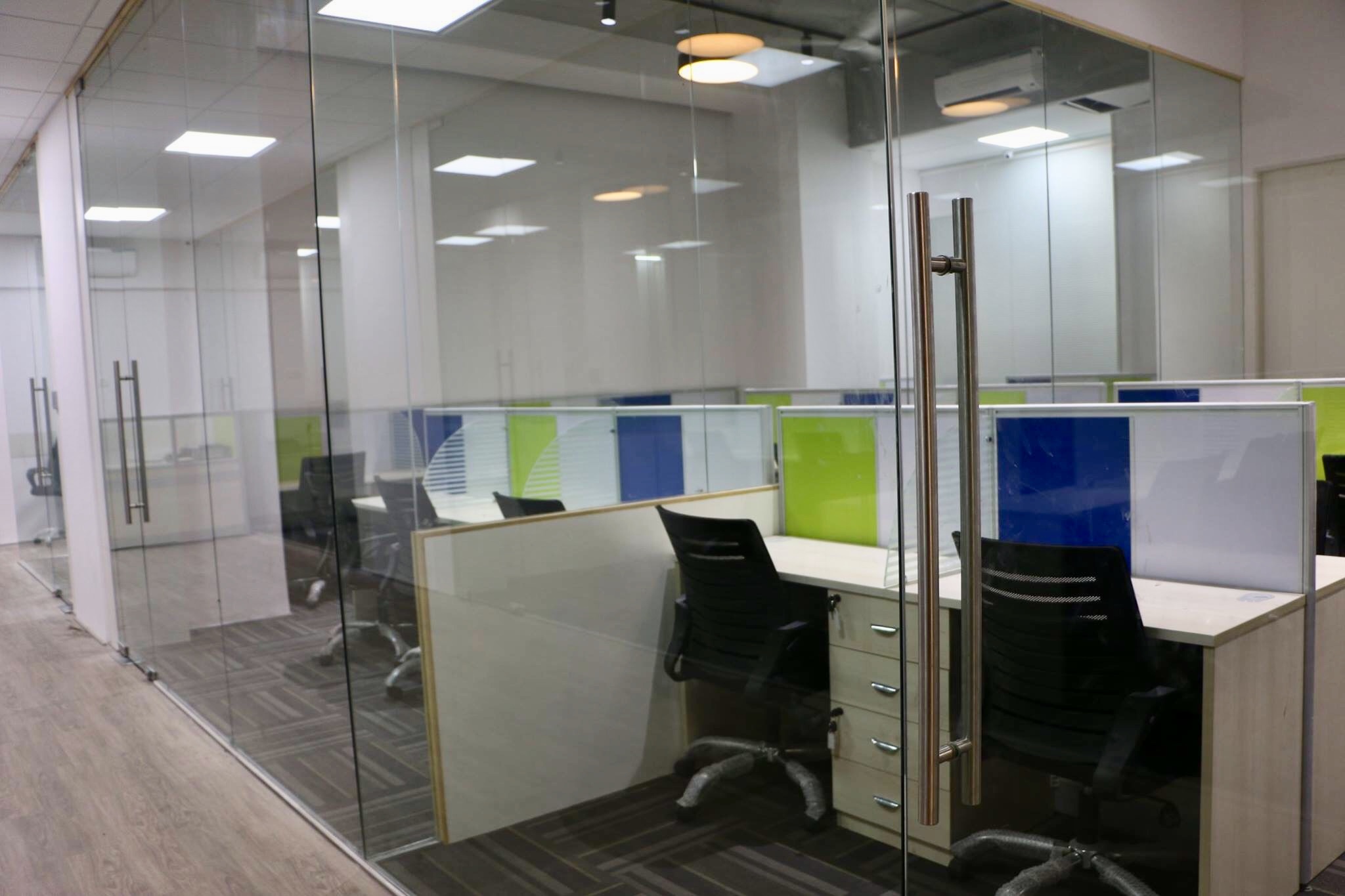 4.0 Kandivali West photo 7