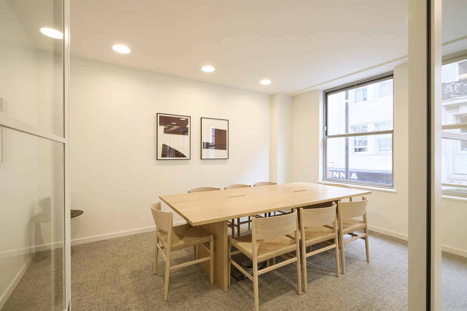 3 Rathbone, Place photo 8