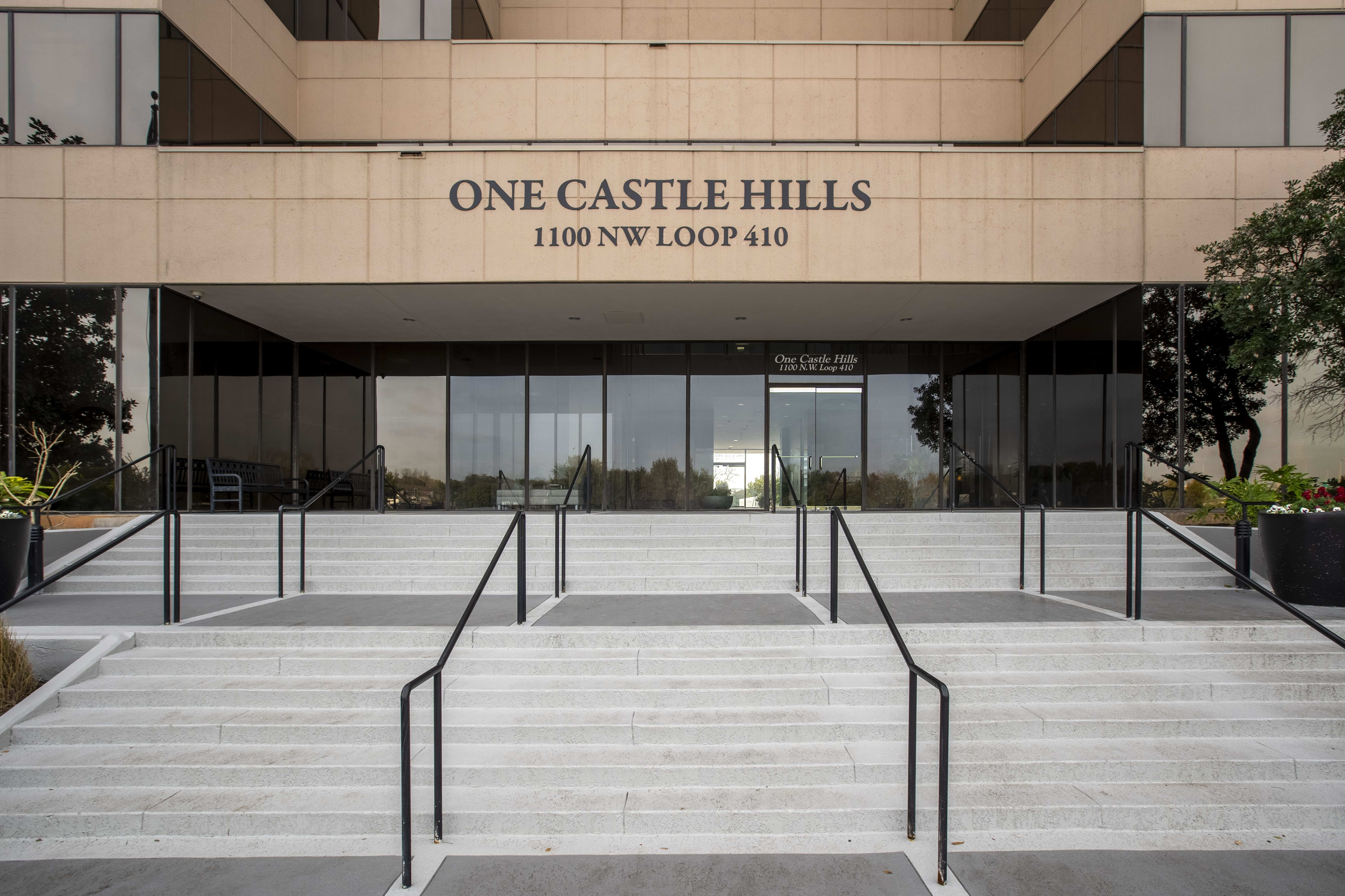 One Castle Hills