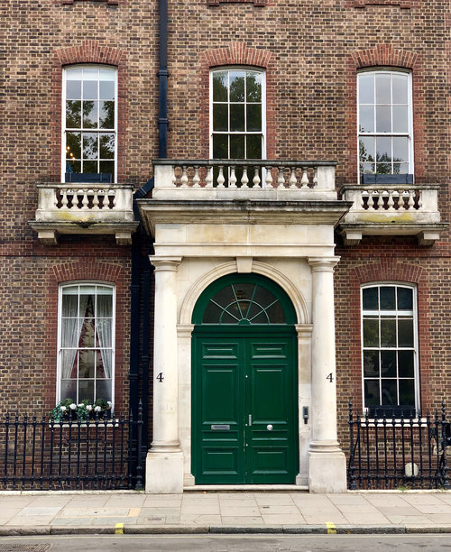 Cavendish Square photo 9