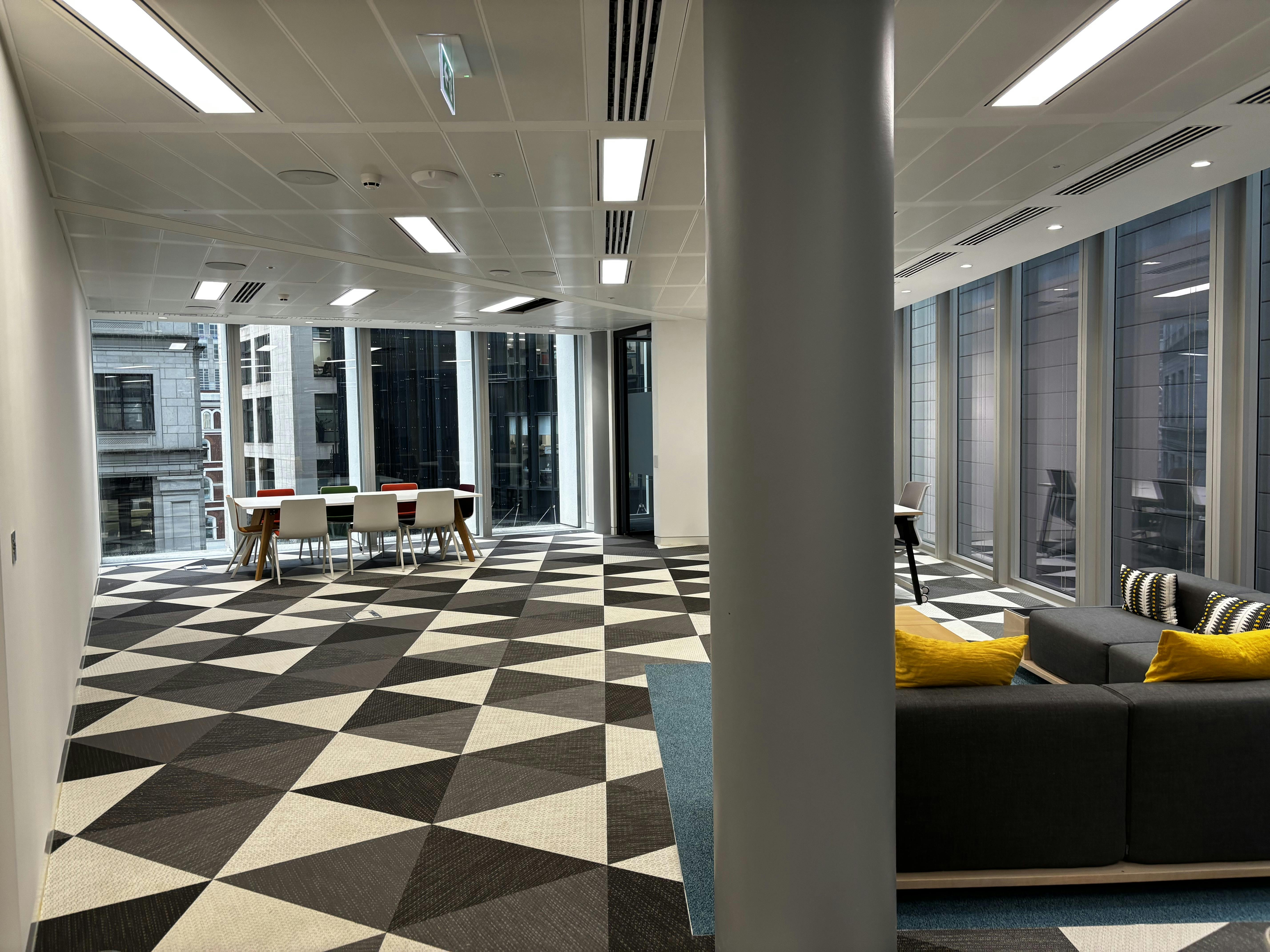 One New Ludgate  photo 2