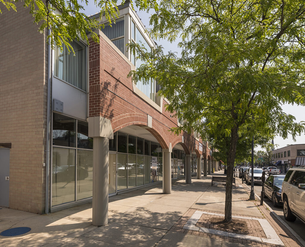 Wellesley - Central Street photo 8