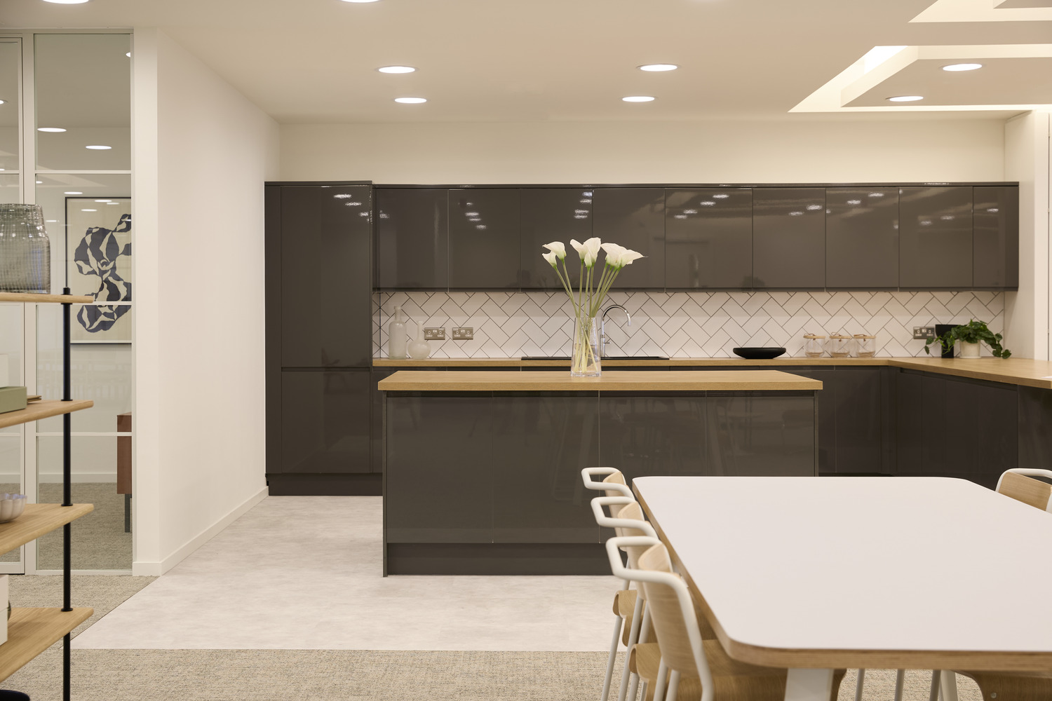 3 Rathbone, Place photo 2