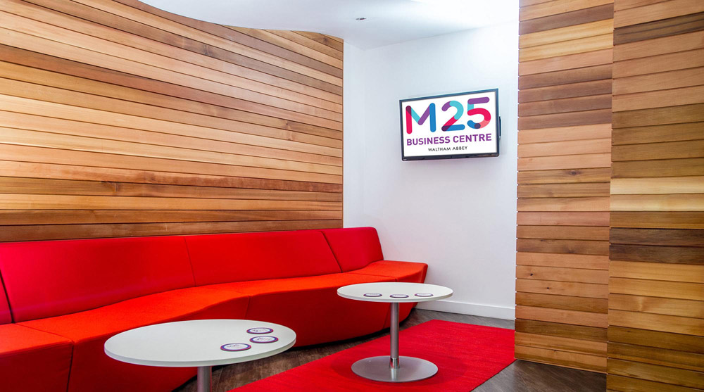 Waltham Abbey - M25 Business Centre photo 3