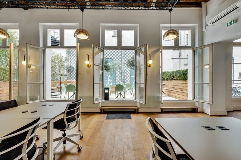 Charlot photo 8