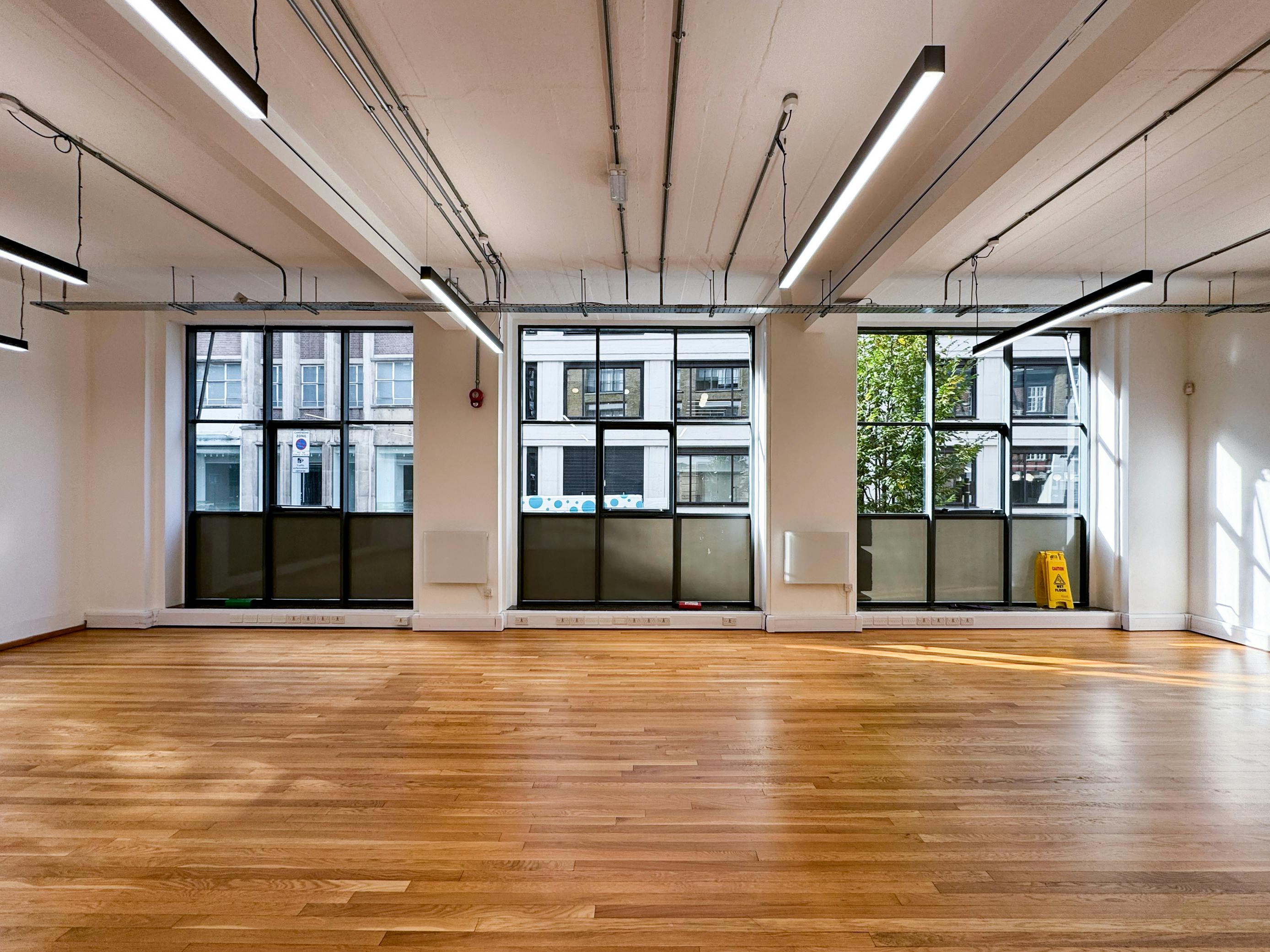 30 Gresse Street photo 5