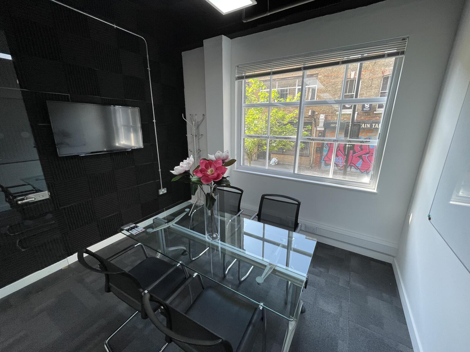 2 Bath Place photo 6