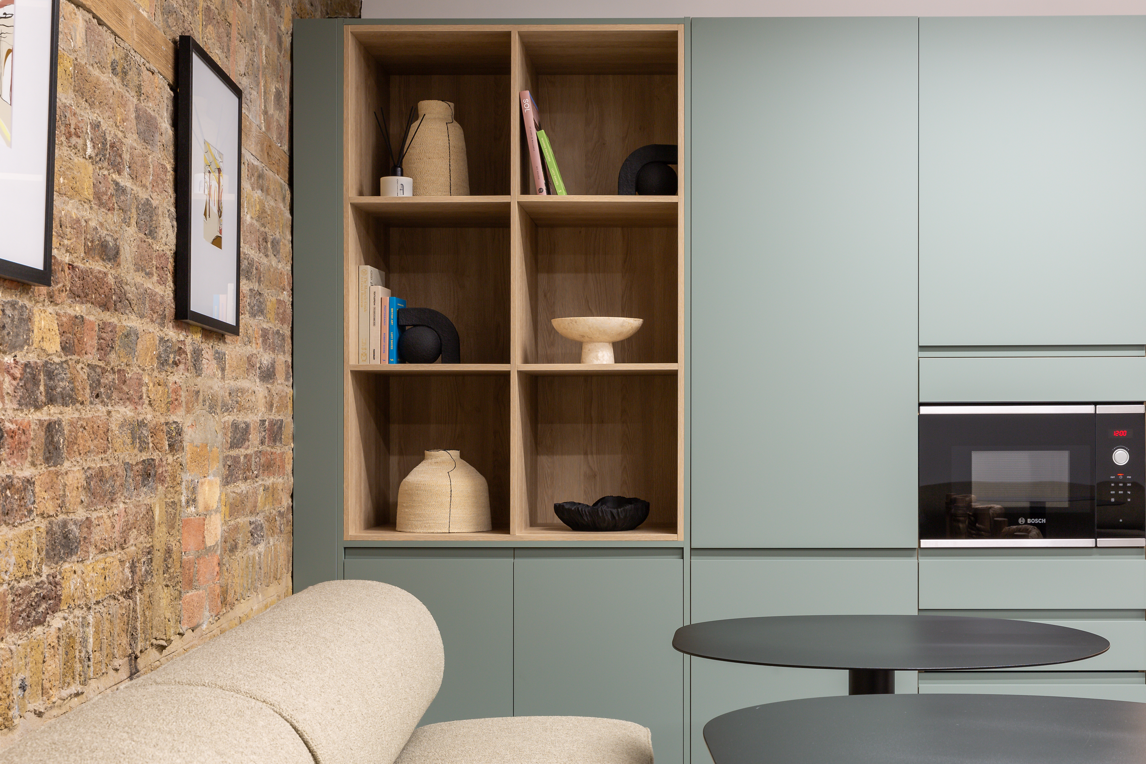 2 Pear Tree Court photo 5