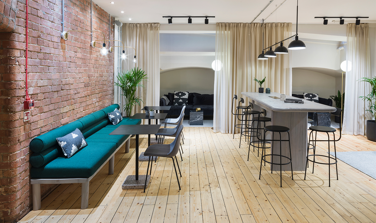 24 Greville Street photo 2