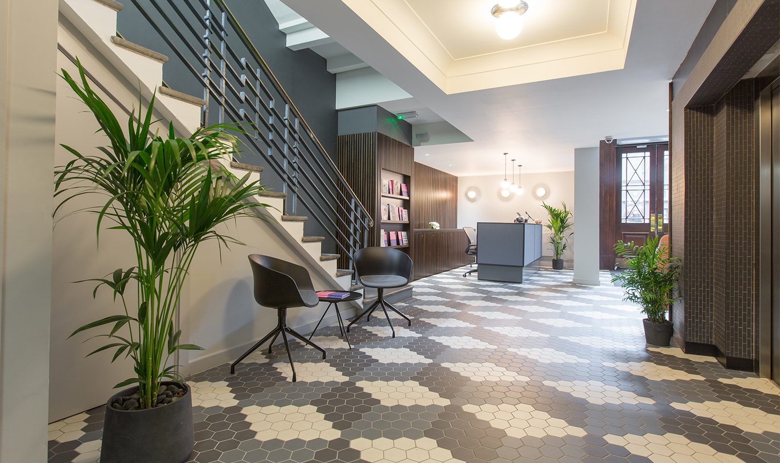 81 Rivington Street photo 2