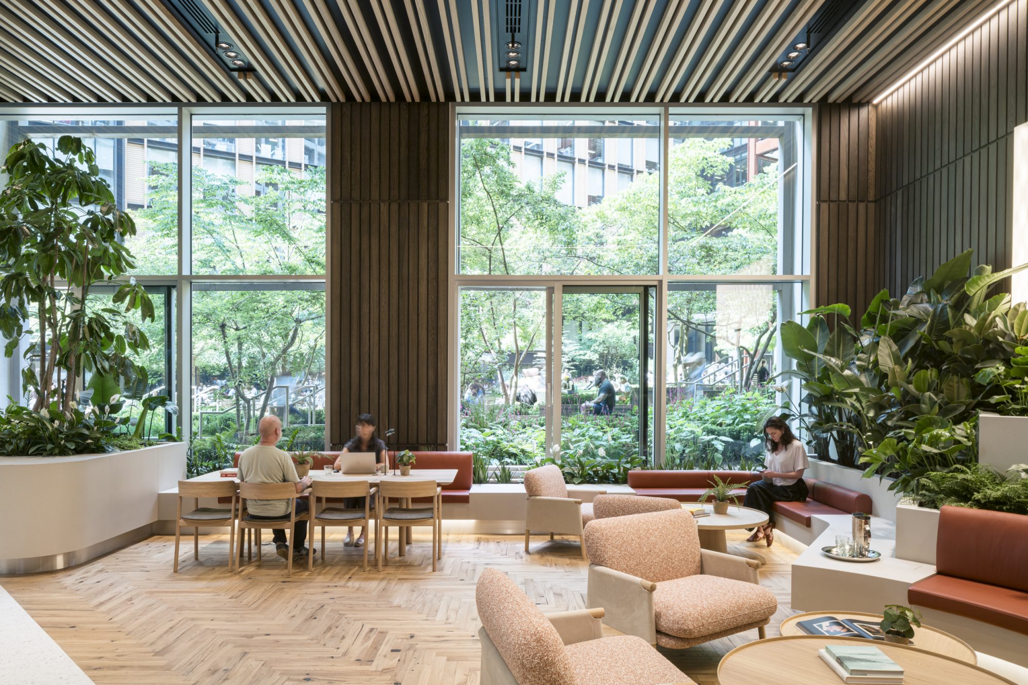 2 Pancras Square photo 6