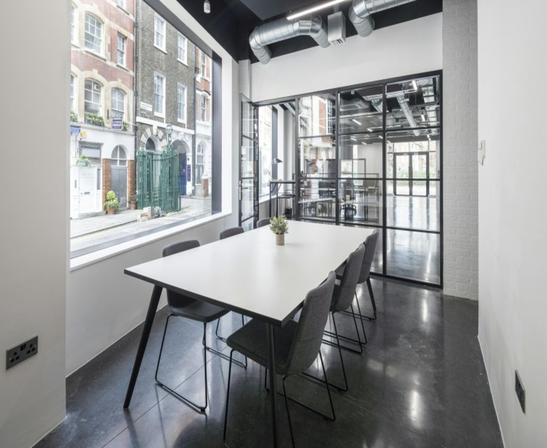 25 Charterhouse Square photo 4