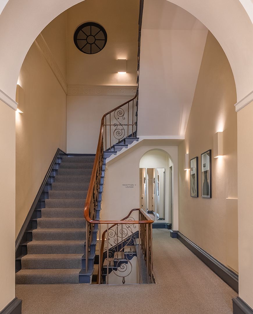 7 Stratford Place photo 4