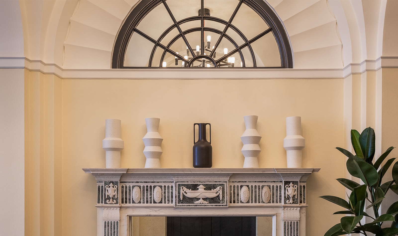 7 Stratford Place photo 2