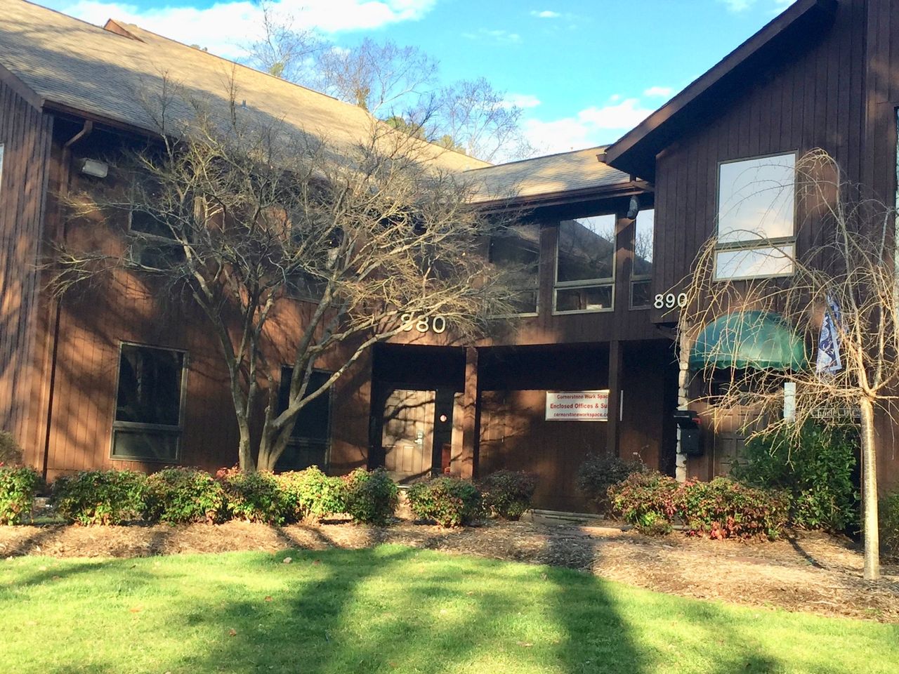 Cornerstone Workspace 880 MLK Jr. Blvd