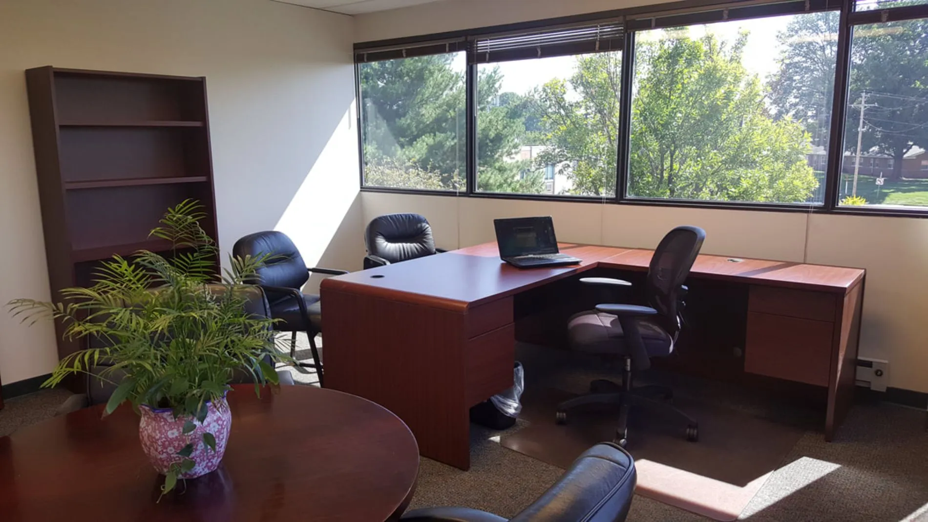 Creve Coeur Workspace photo 5