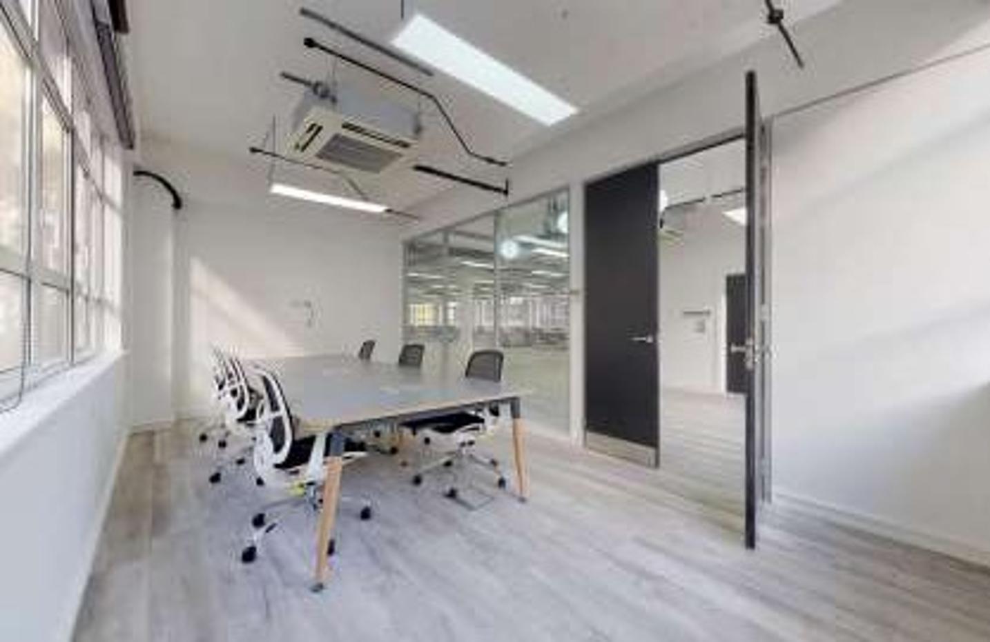 Classic House photo 8