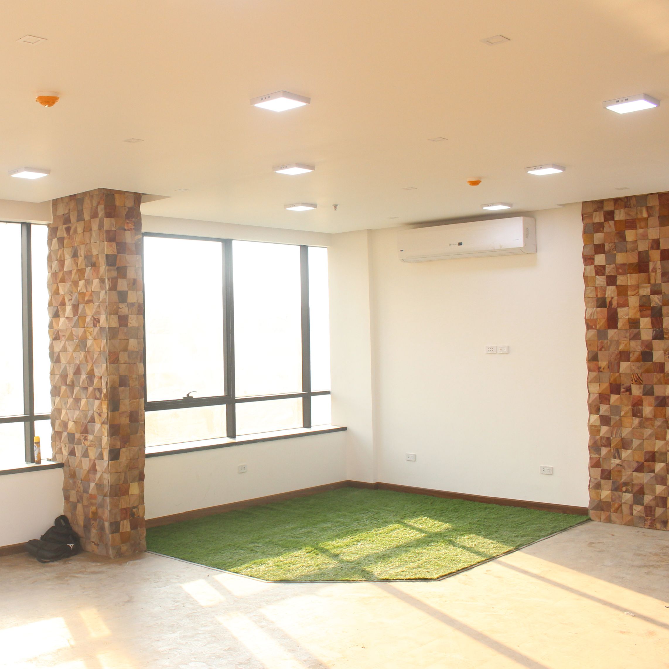 iSpace photo 2