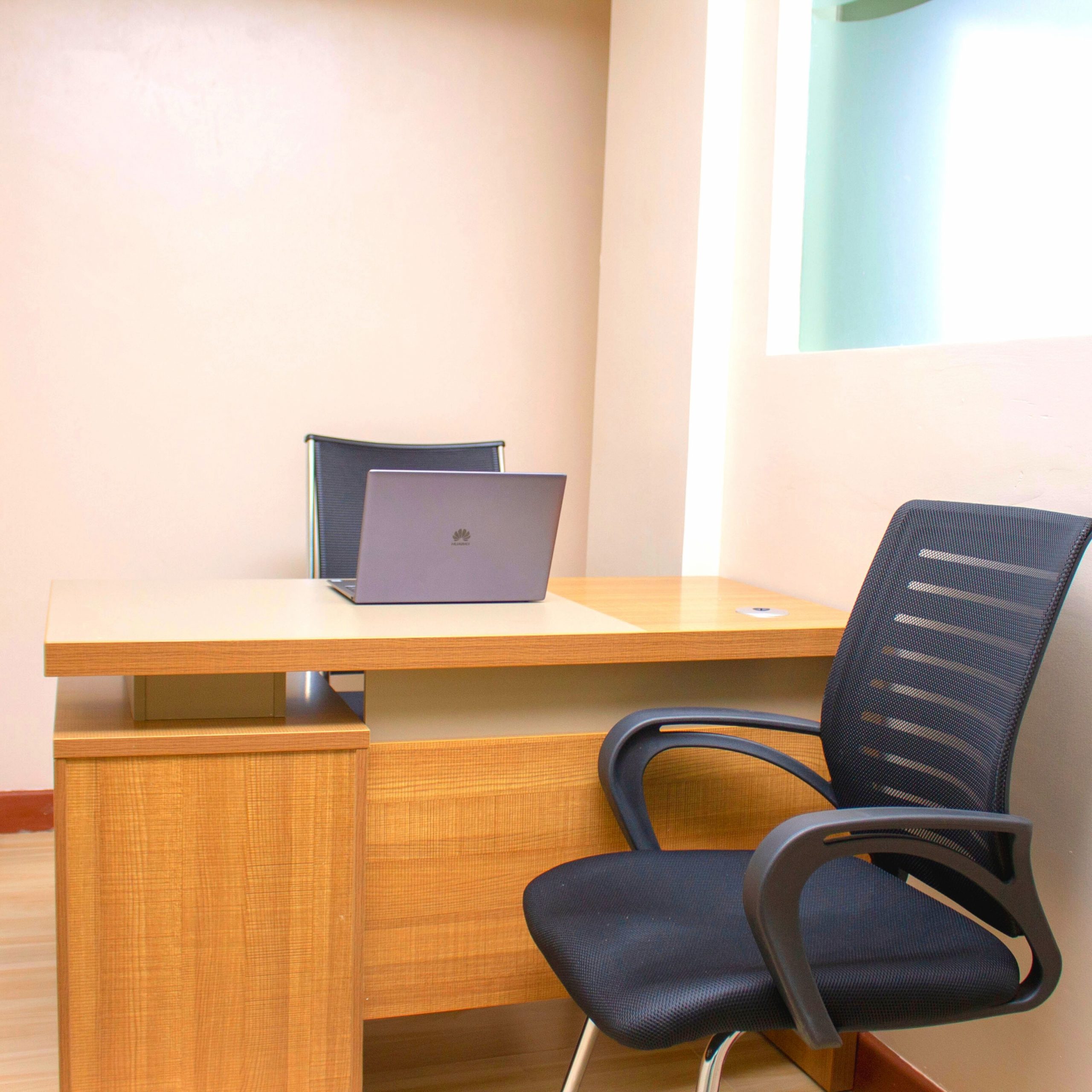 Nakuru Box photo 4