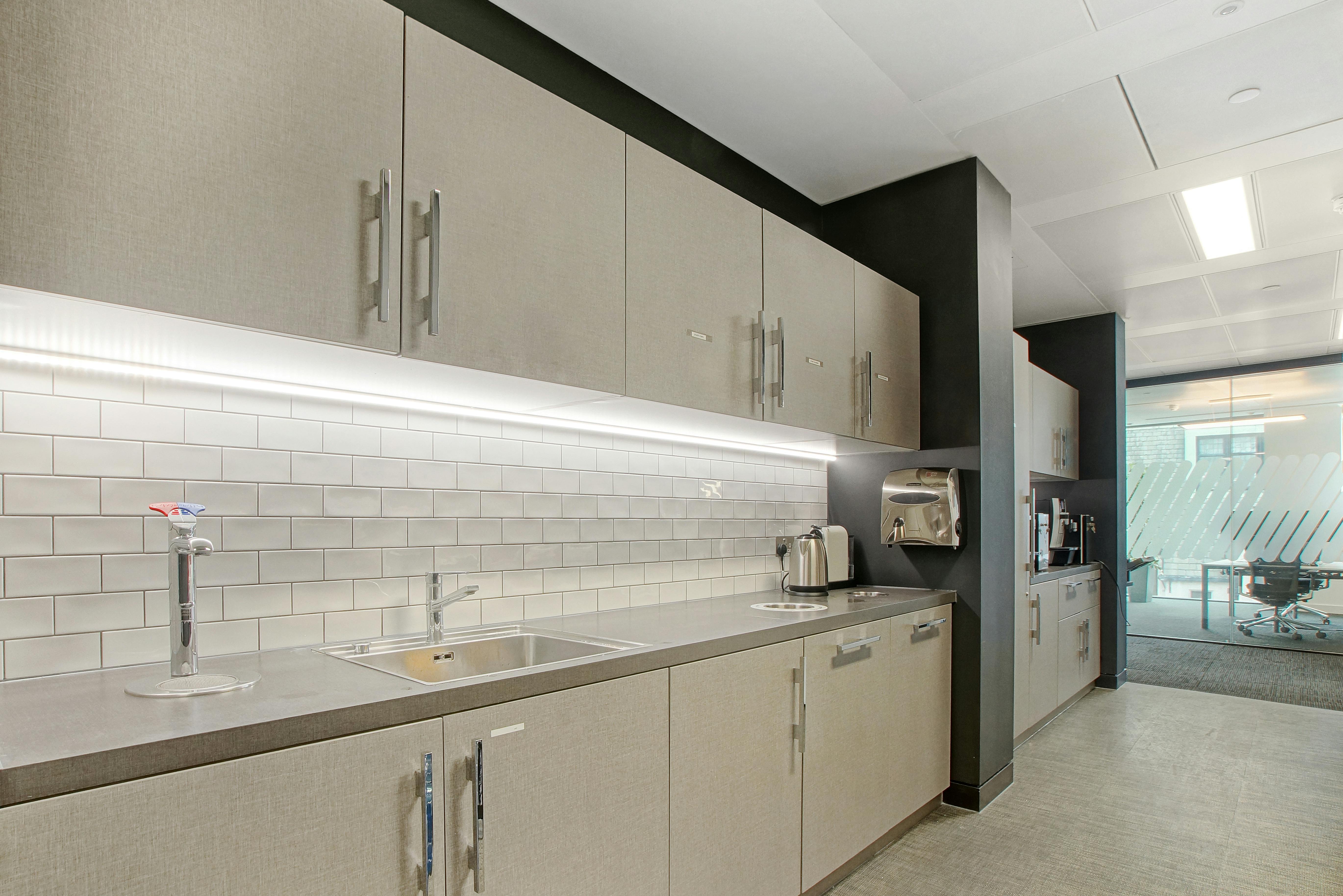 1 Aldermanbury Square  photo 7