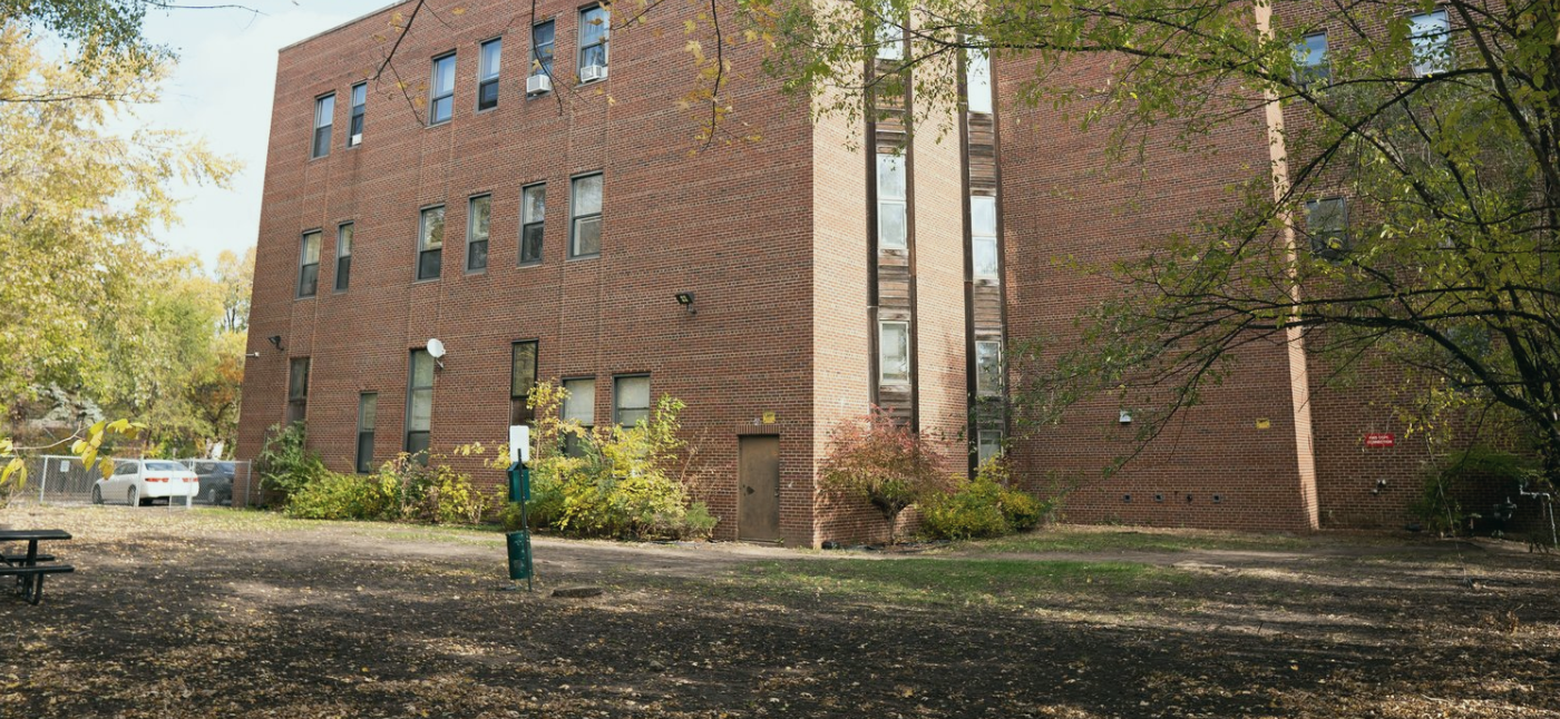 2015 Lowry Avenue North photo 2