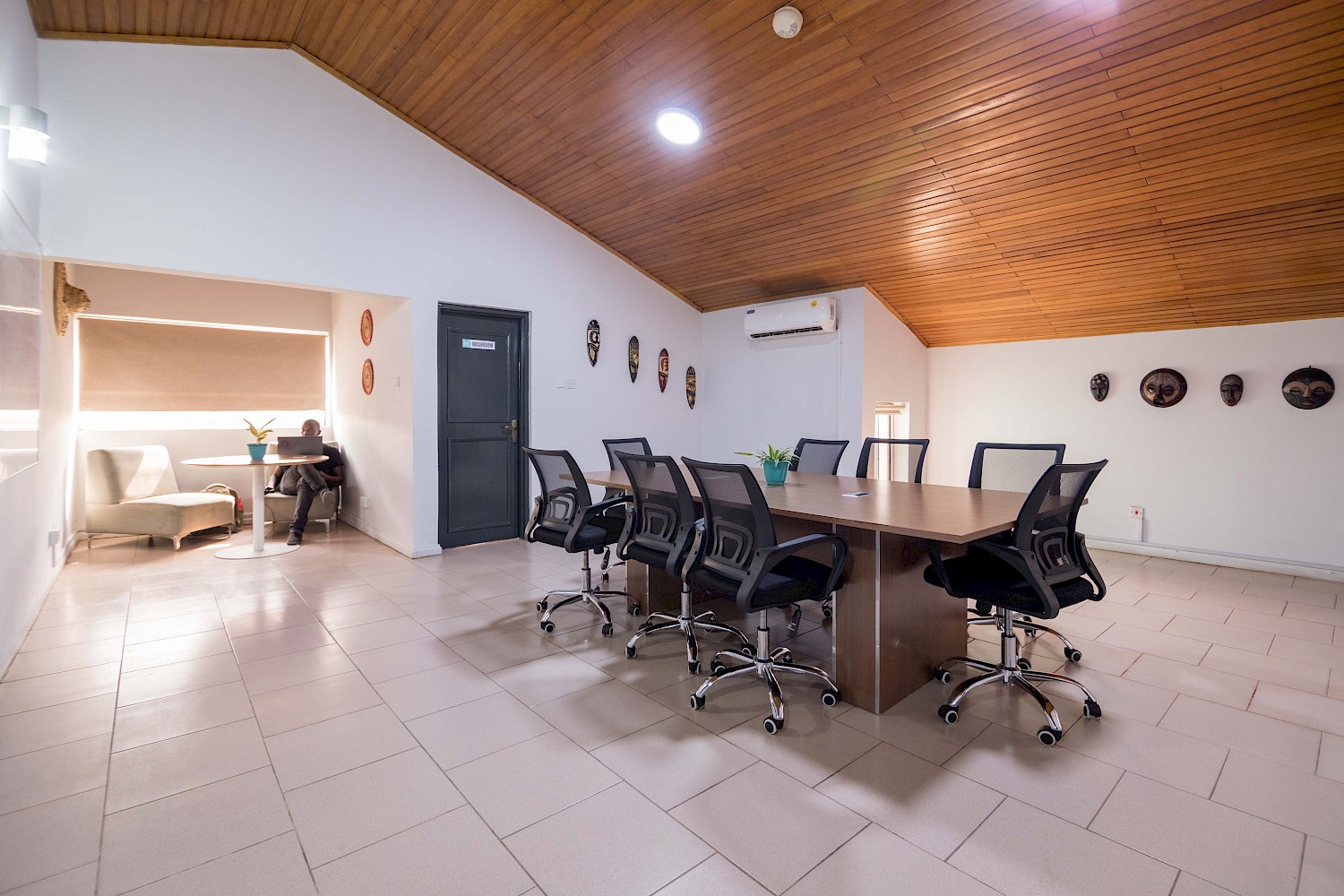 MEST Hubs photo 5