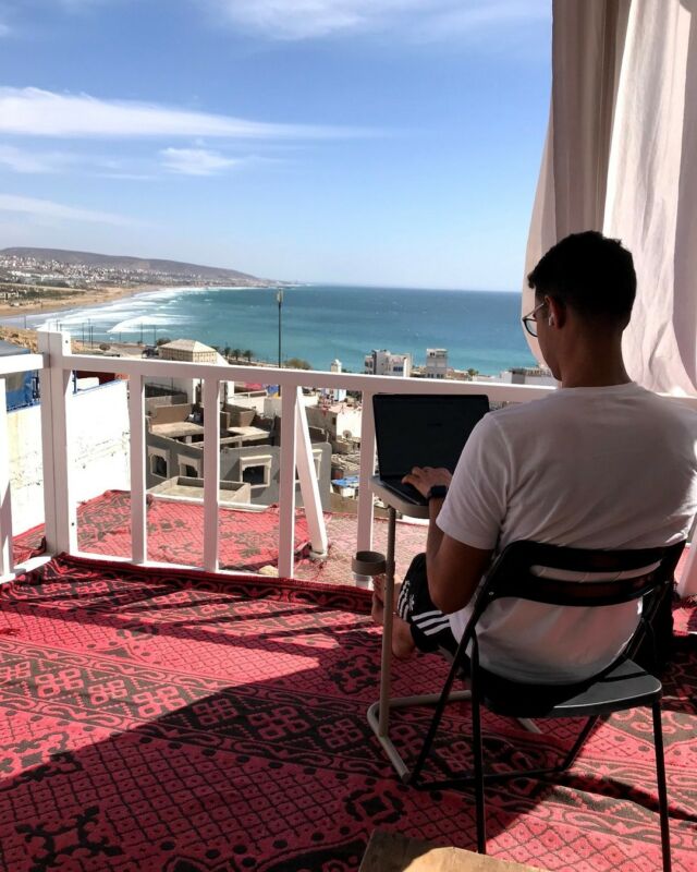 SunDesk photo 2