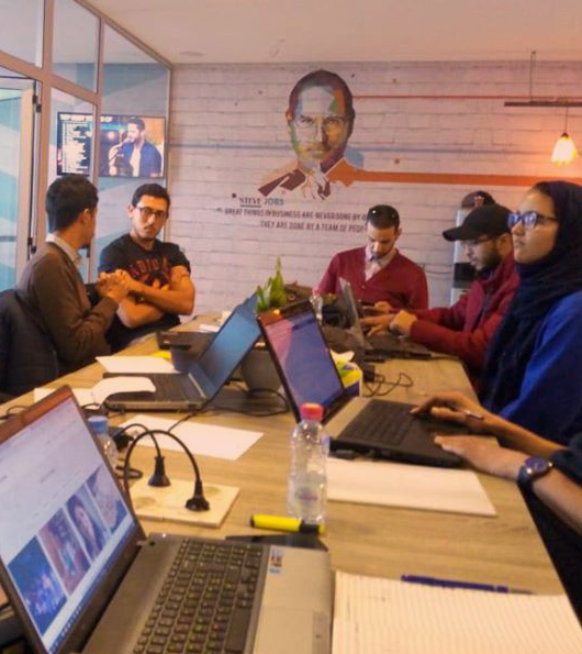 Univers Startup and Entrepreneur