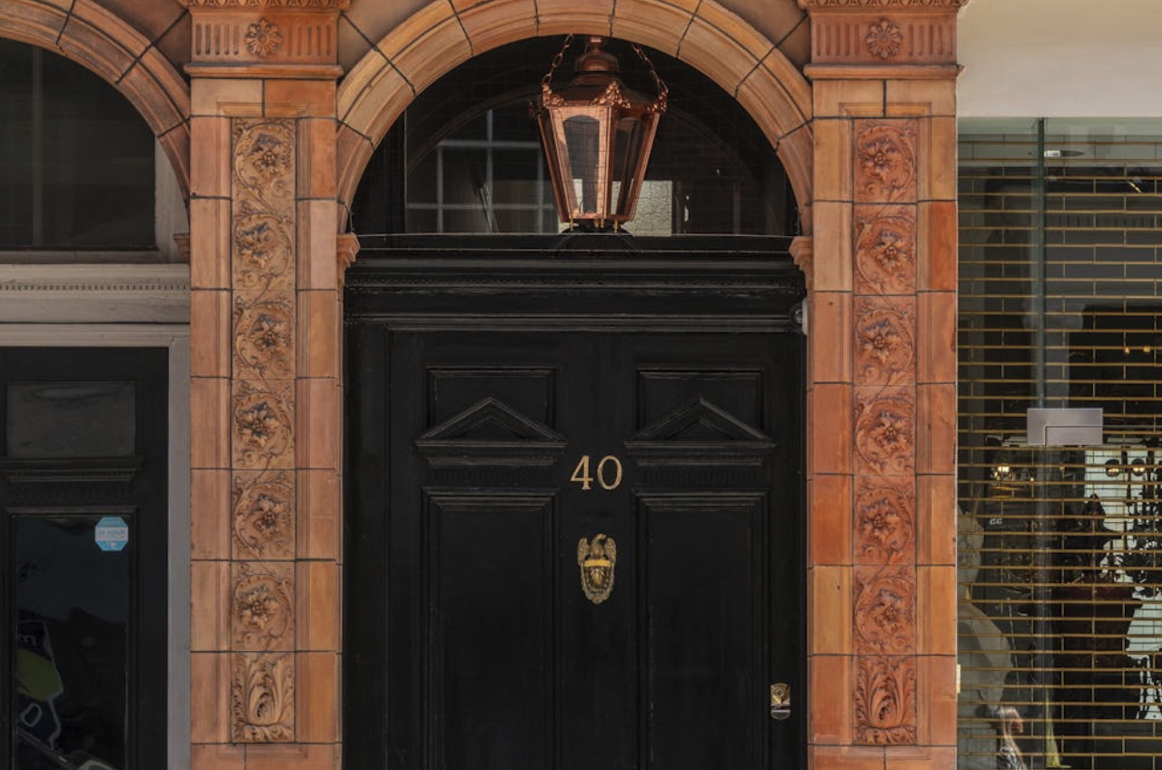 40 South Audley Street photo 2