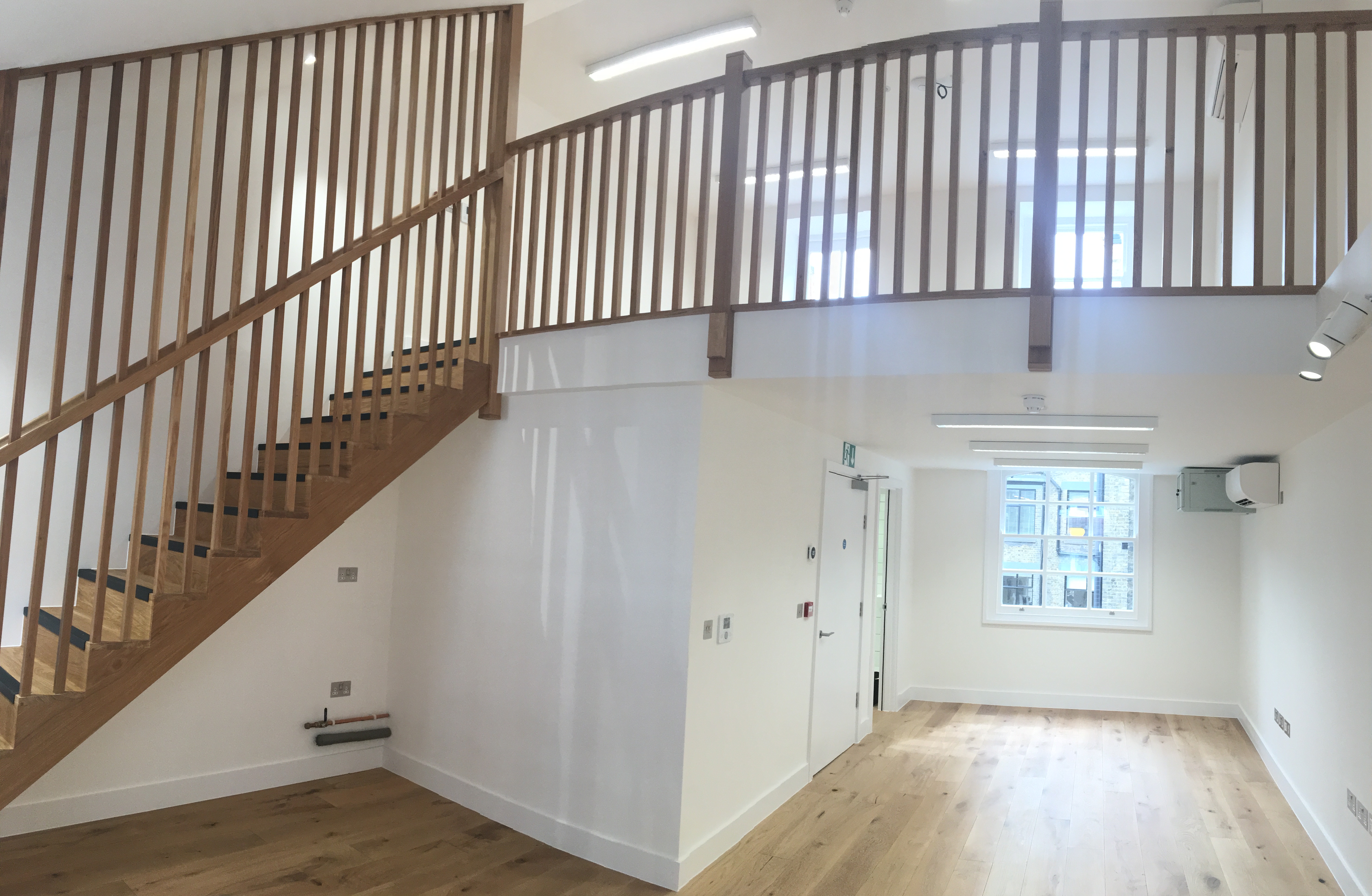 23 Meard Street photo 3