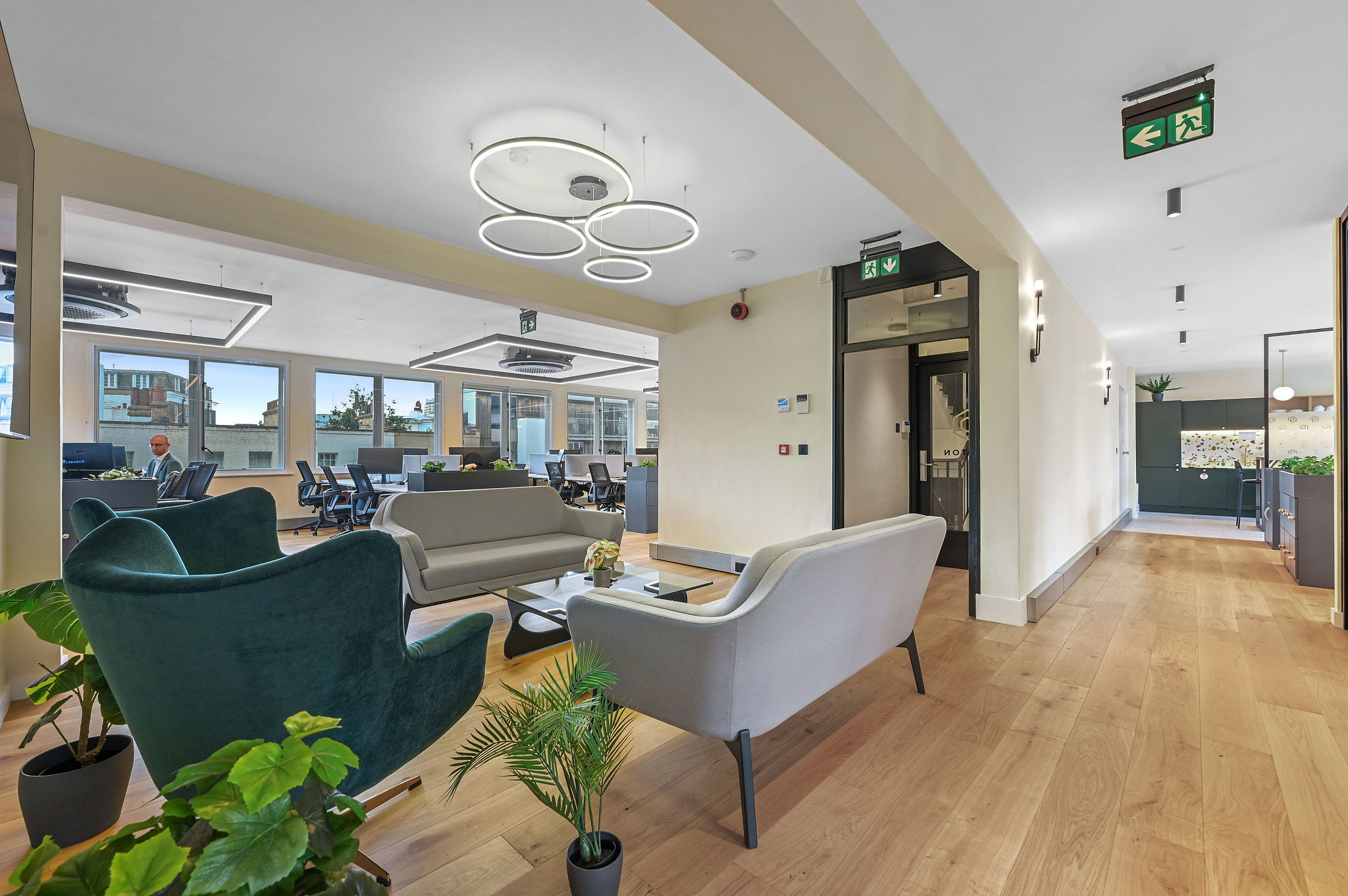 192-198 Vauxhall Bridge Road