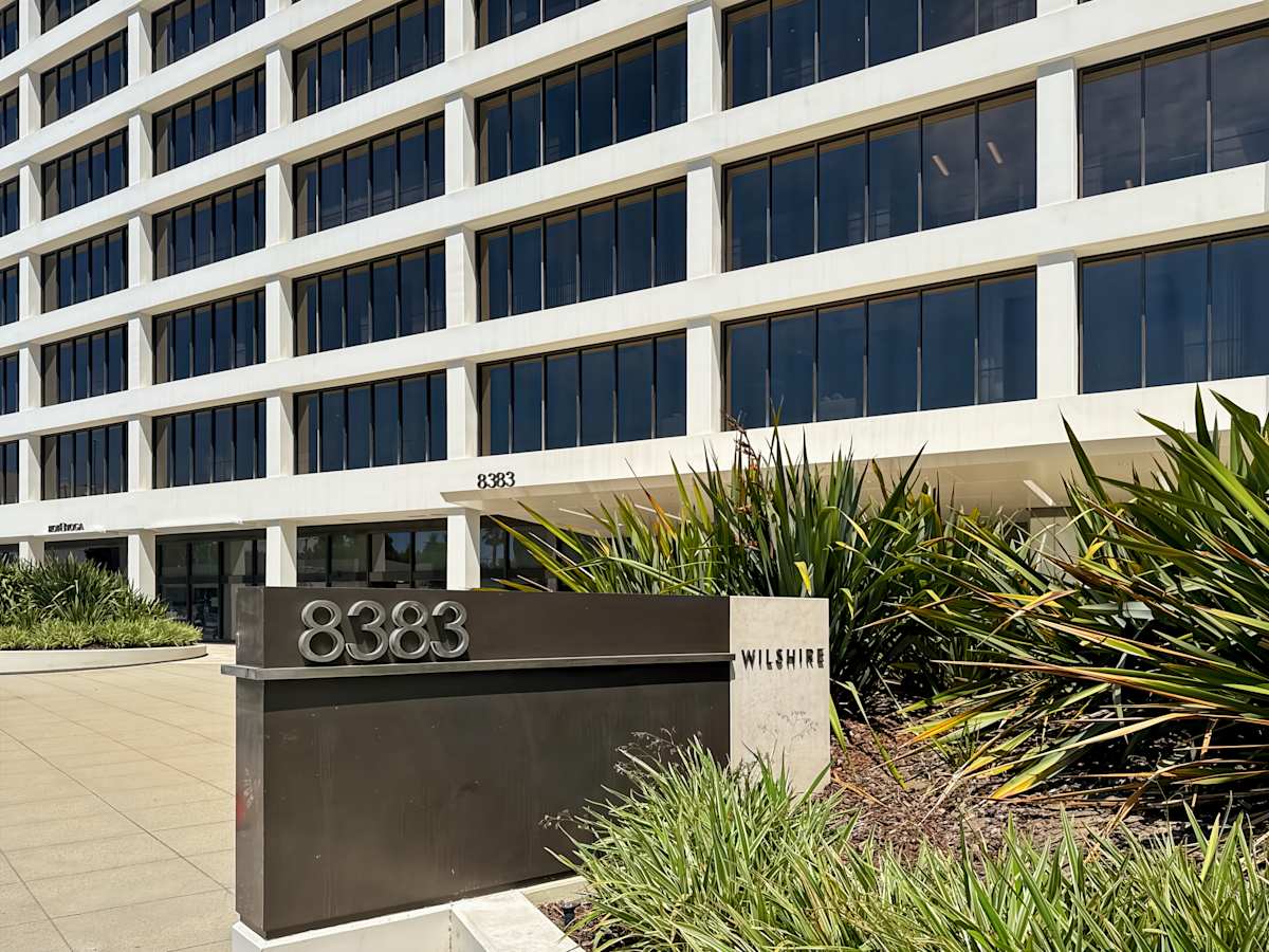 8383 Wilshire Boulevard photo 1