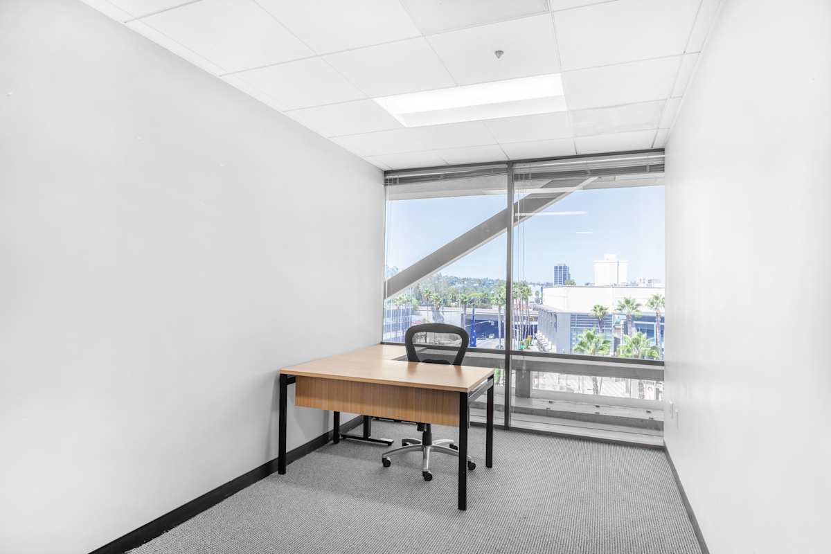 Valley Office Plaza photo 3