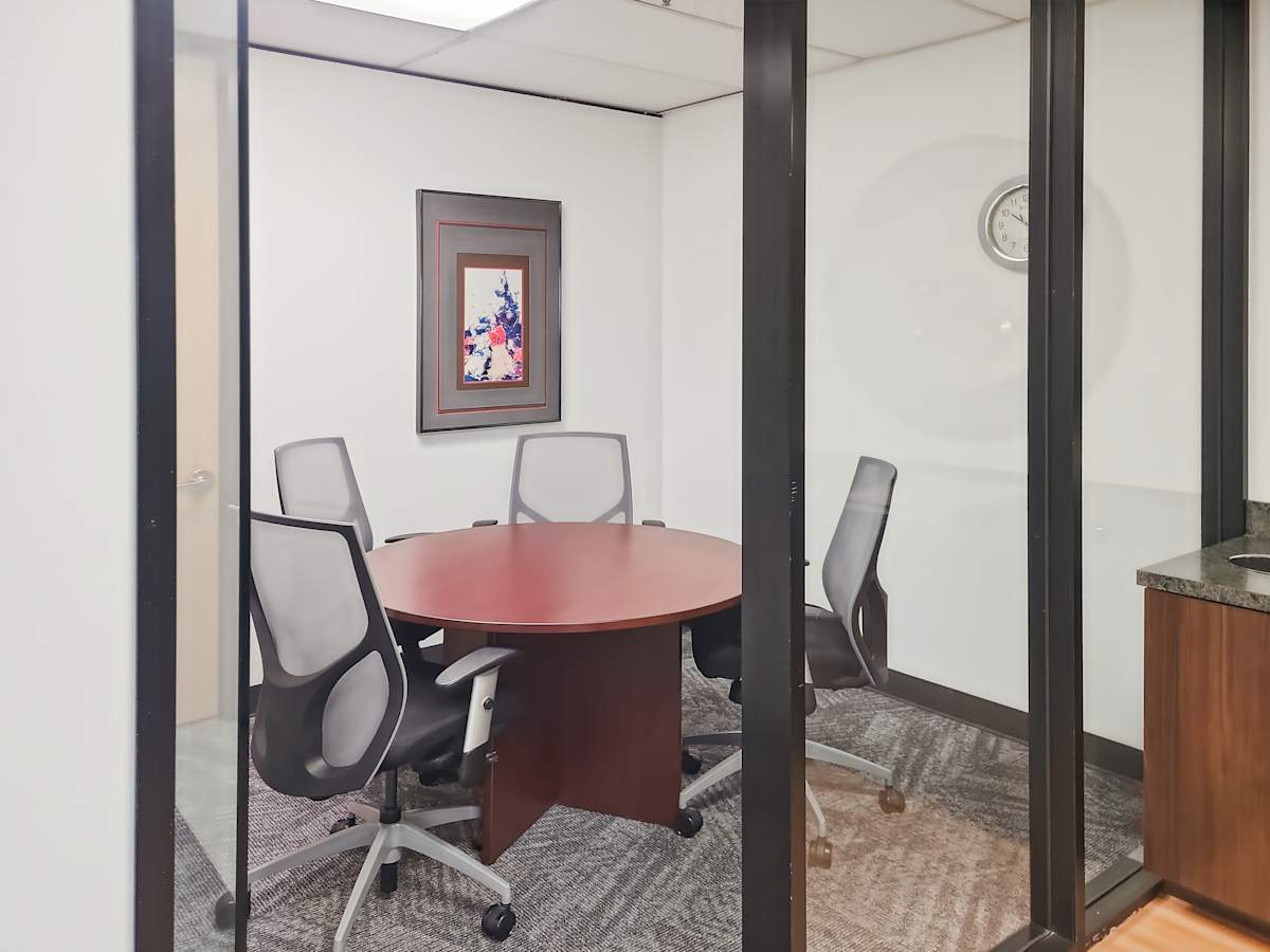 5050 Quorum Drive photo 4