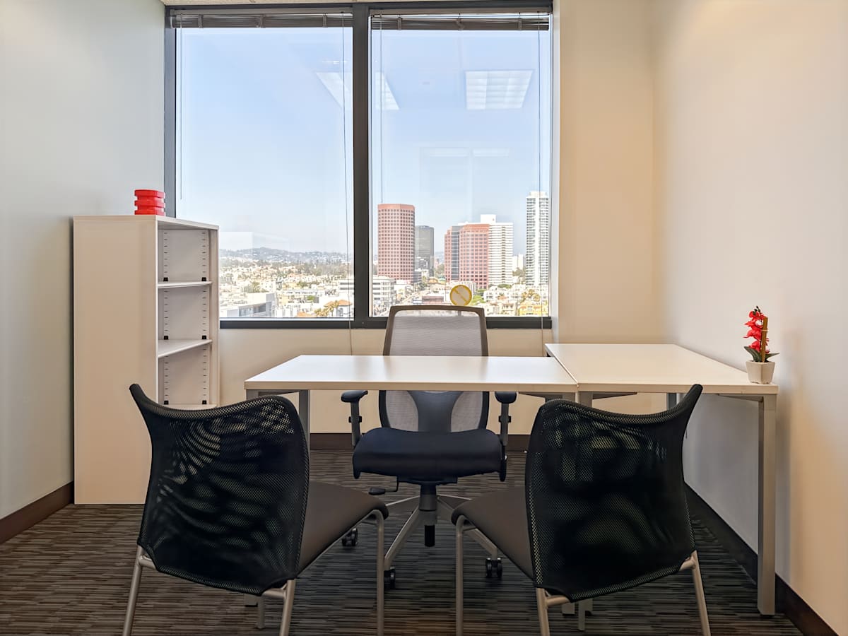 12100 Wilshire Boulevard photo 4