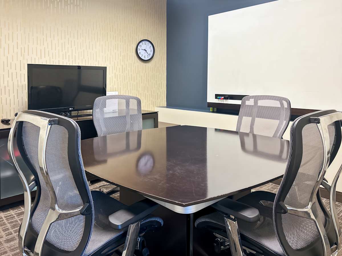 999 Corporate Drive photo 2