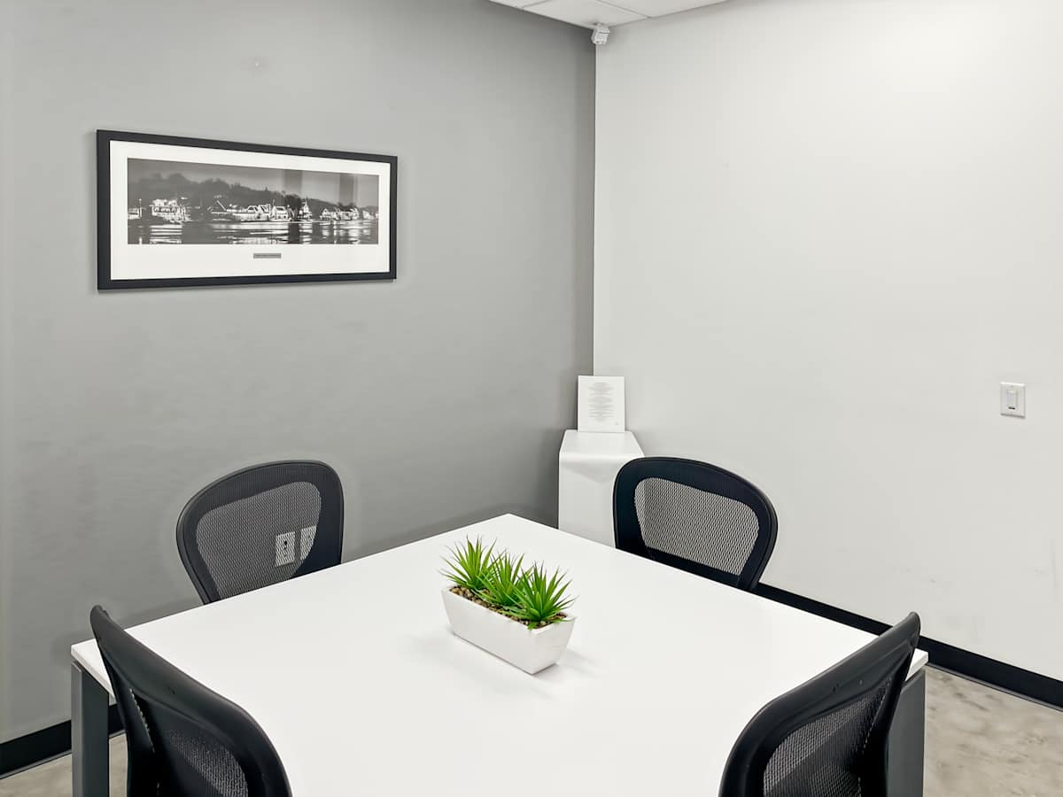 473 East Carnegie Drive photo 6