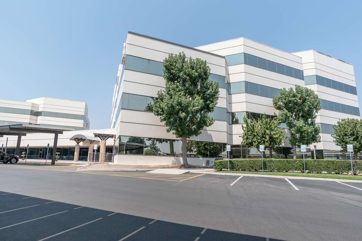 Cal Twin Towers Building photo 1