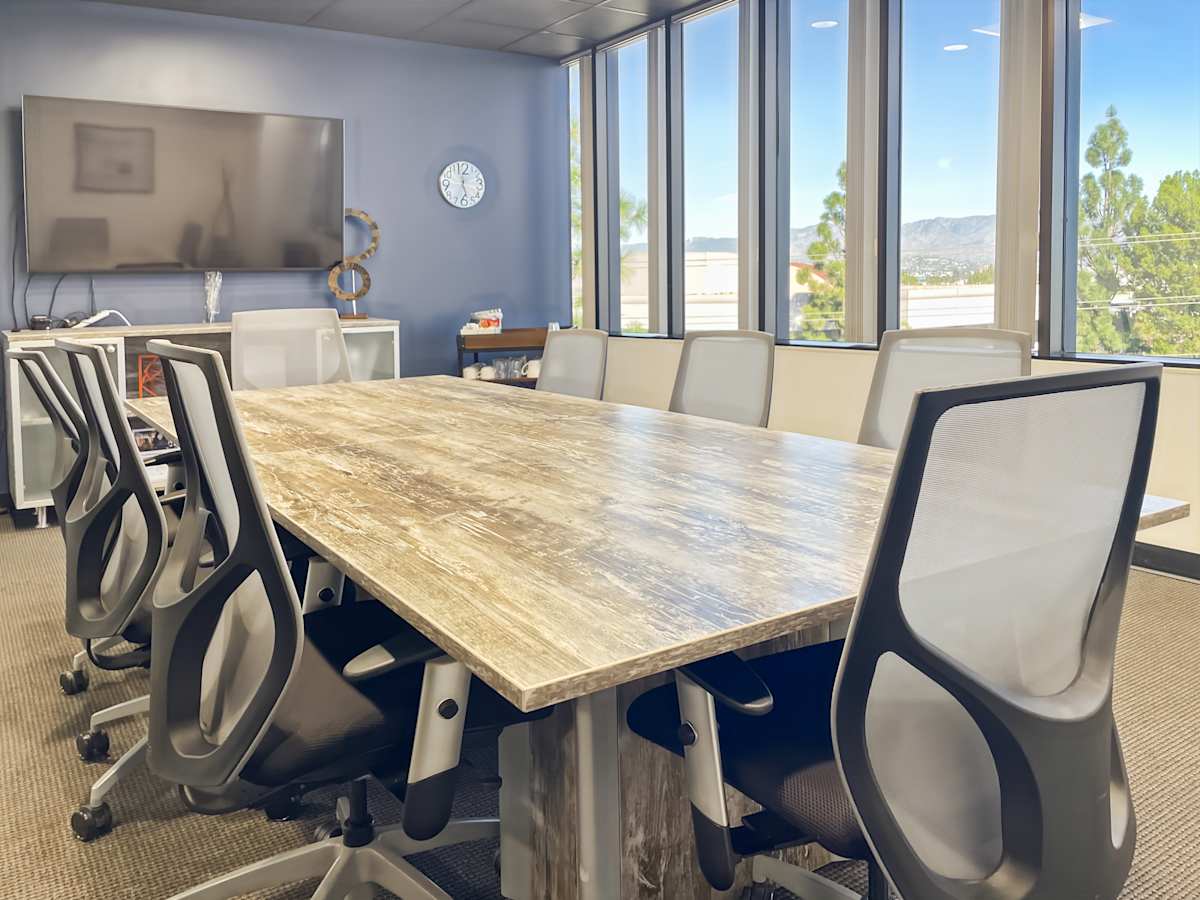 Commerce Corporate Center photo 12