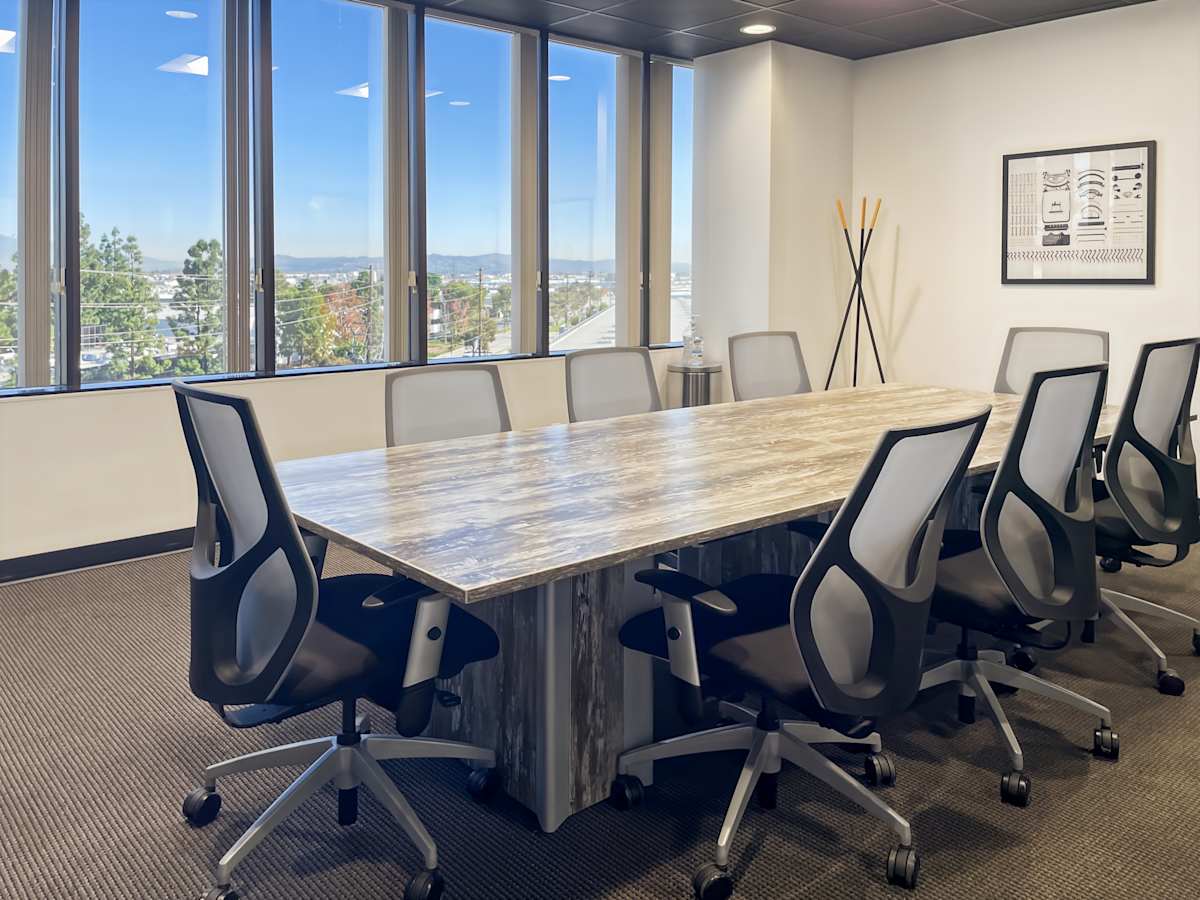 Commerce Corporate Center photo 10