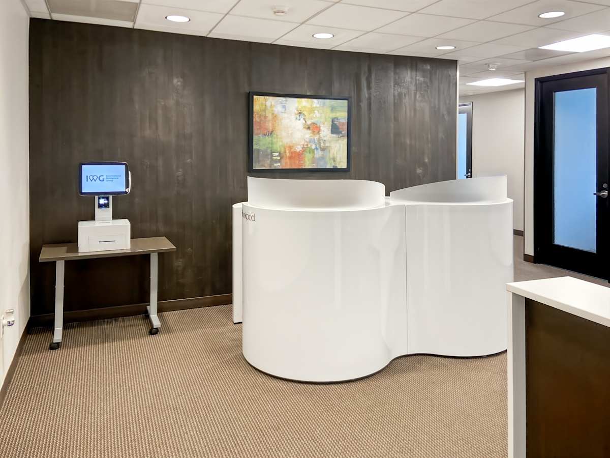 Hawthorne Boulevard Business Center photo 11