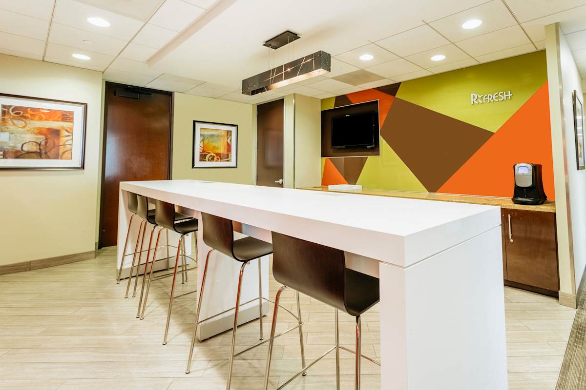 Orange Executive Tower photo 3