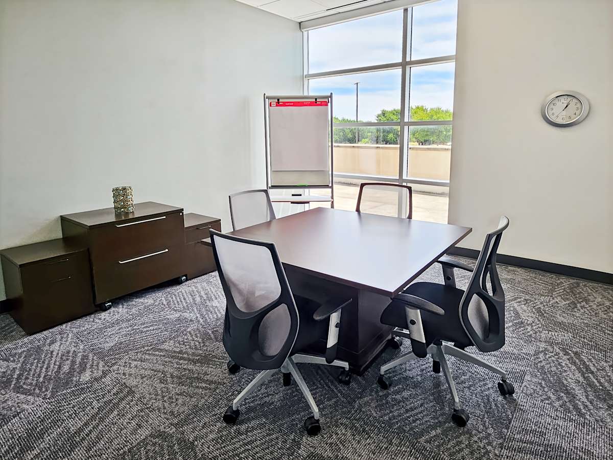 610 Uptown Boulevard photo 6