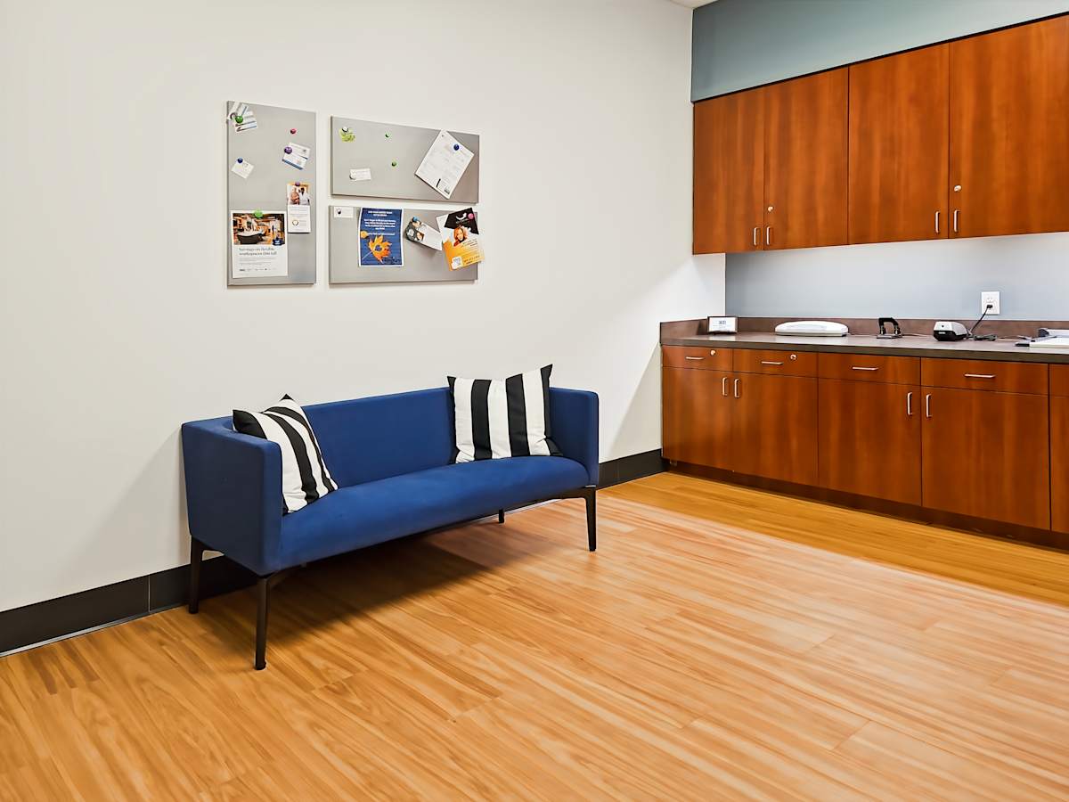 610 Uptown Boulevard photo 1