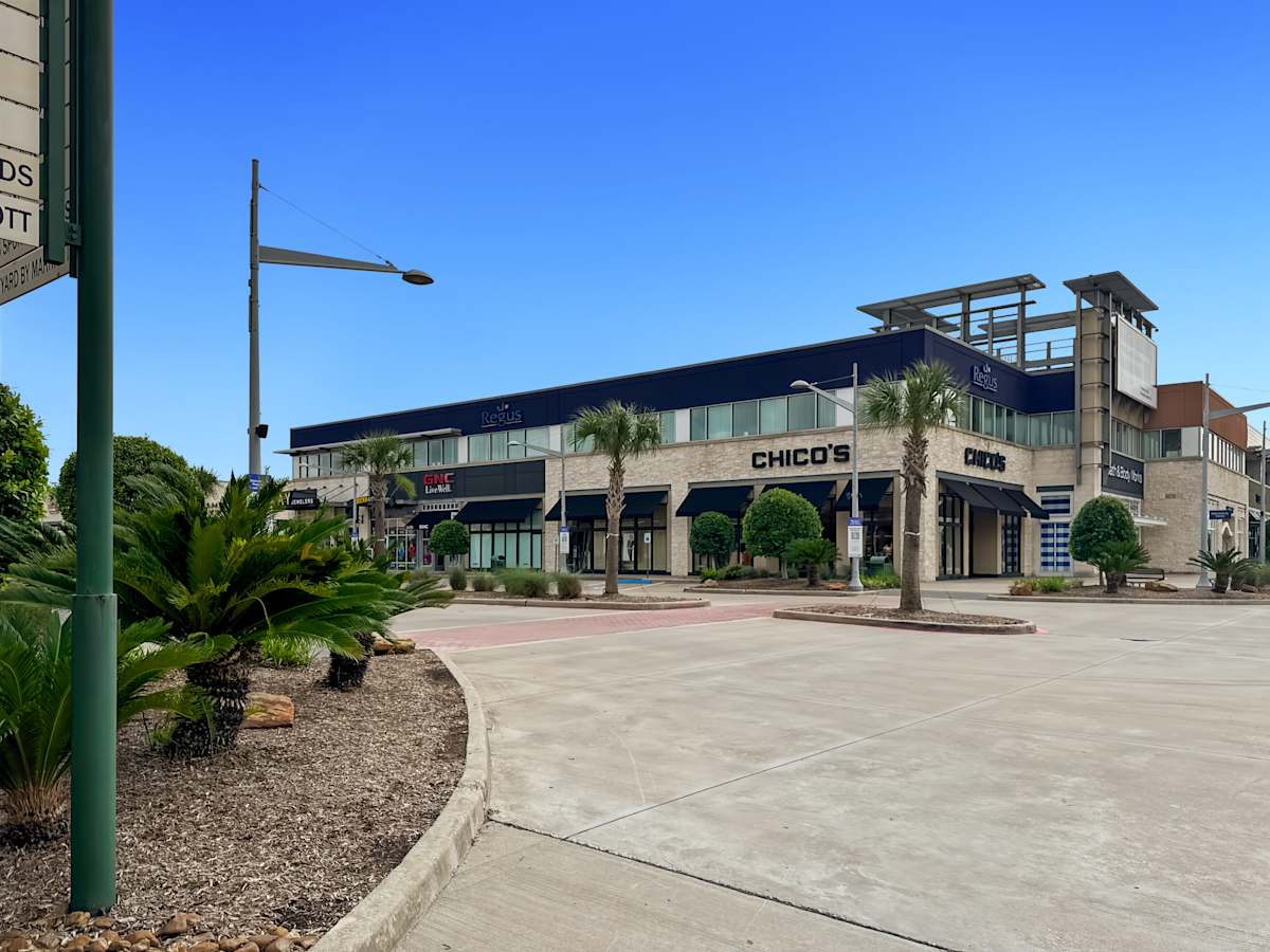 11200 Broadway Street photo 1