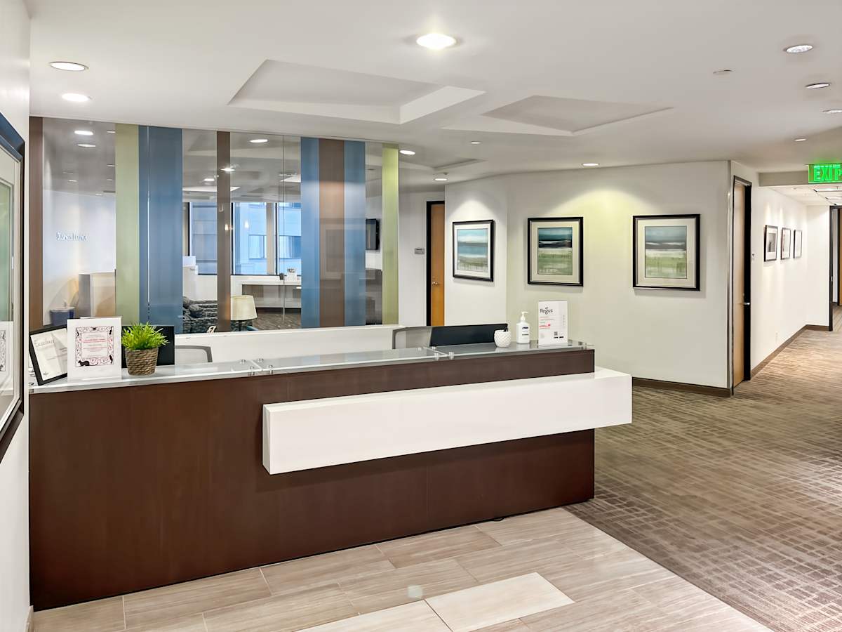 Emerald Plaza photo 12